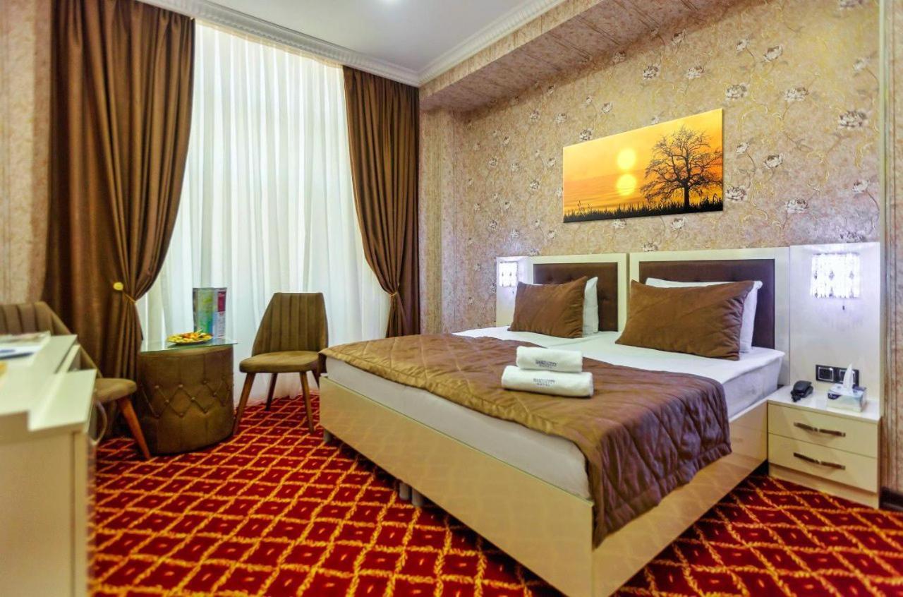Center Hotel Baku Zewnętrze zdjęcie